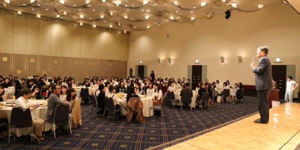 豊橋歯科衛生士専門学校　ボウリング大会